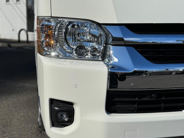 ハイエースバン ＤＸ　ＧＬパッケージ　ディーゼル４ＷＤ　寒冷地仕様　パノラミックビューモニター　デジタルインナーミラーシートカバー装着済み　８ナンバー２年車検取得済み　デットニング施工済み　床板張り　ノックスドール施工済み（18枚目）