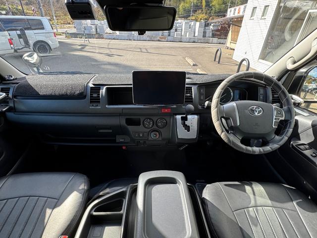 ハイエースバン ＤＸ　ＧＬパッケージ　ディーゼル４ＷＤ　寒冷地仕様　パノラミックビューモニター　デジタルインナーミラーシートカバー装着済み　８ナンバー２年車検取得済み　デットニング施工済み　床板張り　ノックスドール施工済み（32枚目）