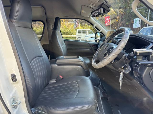 ハイエースバン ＤＸ　ＧＬパッケージ　ディーゼル４ＷＤ　寒冷地仕様　パノラミックビューモニター　デジタルインナーミラーシートカバー装着済み　８ナンバー２年車検取得済み　デットニング施工済み　床板張り　ノックスドール施工済み（33枚目）