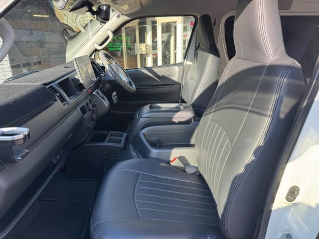 ハイエースバン ＤＸ　ＧＬパッケージ　ディーゼル４ＷＤ　寒冷地仕様　パノラミックビューモニター　デジタルインナーミラーシートカバー装着済み　８ナンバー２年車検取得済み　デットニング施工済み　床板張り　ノックスドール施工済み（37枚目）