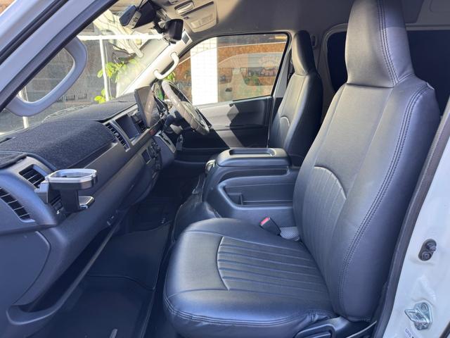 ハイエースバン ＤＸ　ＧＬパッケージ　ディーゼル４ＷＤ　寒冷地仕様　パノラミックビューモニター　デジタルインナーミラーシートカバー装着済み　８ナンバー２年車検取得済み　デットニング施工済み　床板張り　ノックスドール施工済み（38枚目）