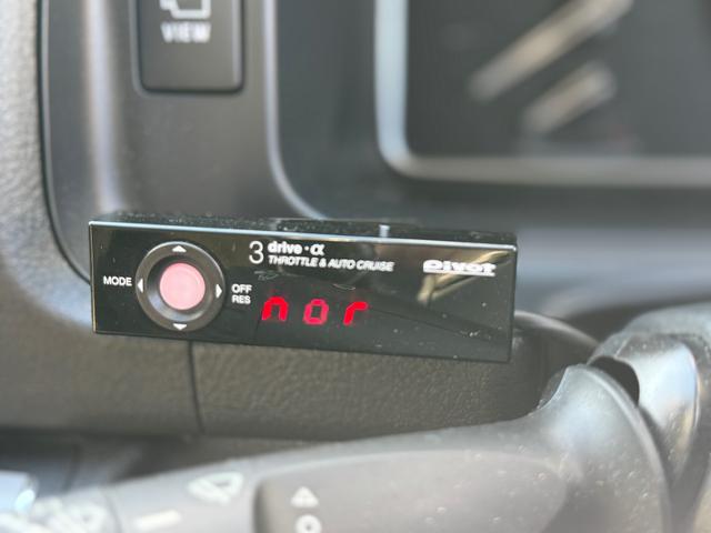 ハイエースバン ＤＸ　ＧＬパッケージ　ディーゼル４ＷＤ　寒冷地仕様　パノラミックビューモニター　デジタルインナーミラーシートカバー装着済み　８ナンバー２年車検取得済み　デットニング施工済み　床板張り　ノックスドール施工済み（52枚目）