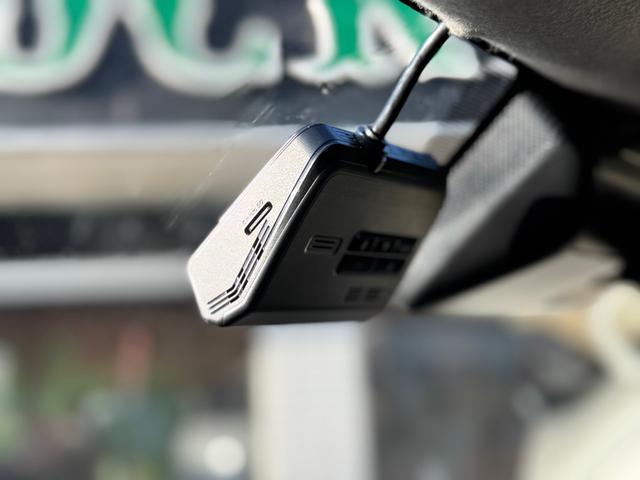 ハイエースバン ＤＸ　ＧＬパッケージ　ディーゼル４ＷＤ　寒冷地仕様　パノラミックビューモニター　デジタルインナーミラーシートカバー装着済み　８ナンバー２年車検取得済み　デットニング施工済み　床板張り　ノックスドール施工済み（64枚目）