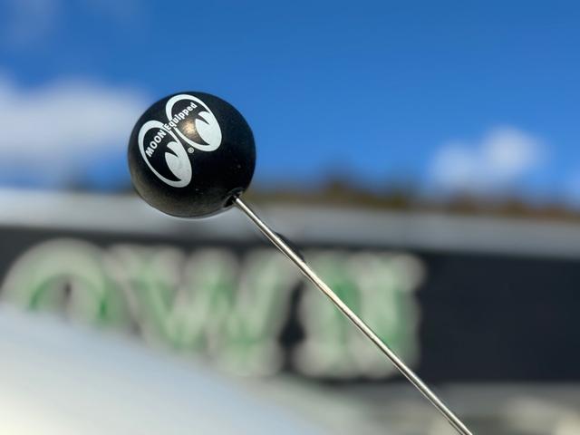 ハイエースバン ＤＸ　ＧＬパッケージ　ディーゼル４ＷＤ　寒冷地仕様　パノラミックビューモニター　デジタルインナーミラーシートカバー装着済み　８ナンバー２年車検取得済み　デットニング施工済み　床板張り　ノックスドール施工済み（75枚目）