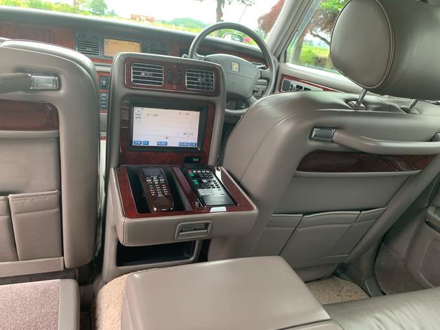 センチュリー 標準仕様車　デュアルＥＭＶパッケージ（22枚目）