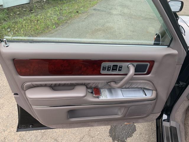 センチュリー 標準仕様車　デュアルＥＭＶパッケージ（26枚目）
