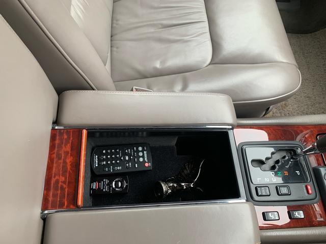 センチュリー 標準仕様車　デュアルＥＭＶパッケージ（29枚目）