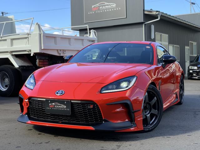 GR86 RZ 1オーナー車 TRD-GRフルエアロキット RAYS-TE37アルミ TRDマフラー SACHSアブソーバー BRIDEフルバケ MOMOクイックリリース BLITZサクション(4枚目)