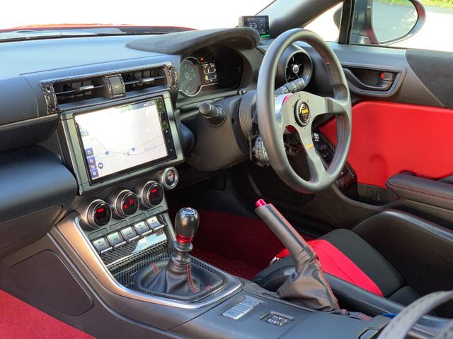 GR86 RZ 1オーナー車 TRD-GRフルエアロキット RAYS-TE37アルミ TRDマフラー SACHSアブソーバー BRIDEフルバケ MOMOクイックリリース BLITZサクション(27枚目)