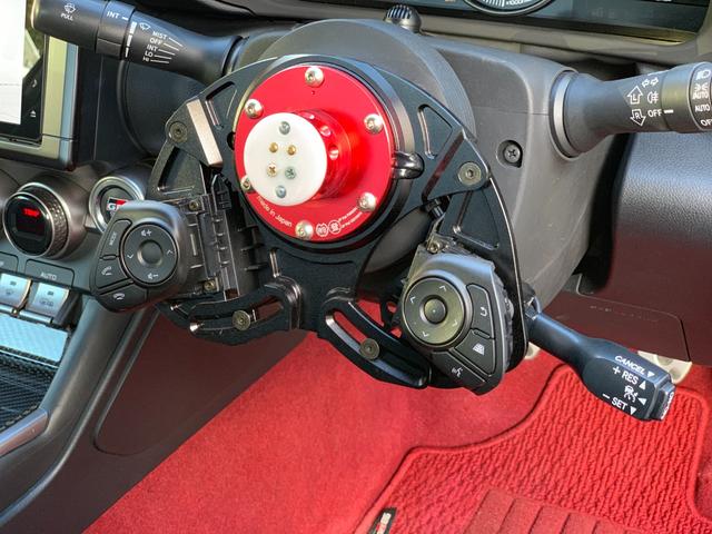 GR86 RZ 1オーナー車 TRD-GRフルエアロキット RAYS-TE37アルミ TRDマフラー SACHSアブソーバー BRIDEフルバケ MOMOクイックリリース BLITZサクション(32枚目)