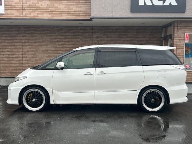 エスティマ アエラス　プレミアムエディション　保証付　禁煙車　７人乗　ローダウン　外品２０ＡＷ　モデリスタグリル　両側電動スライドドア　純正８型ナビ　フリップダウンモニター　ＴＶ　Ｂカメラ　クルコン　プッシュ＆スマートキー　ＥＴＣ（7枚目）