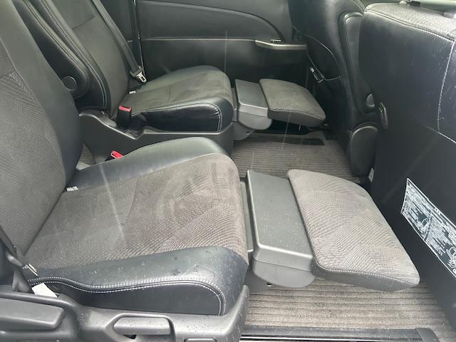 エスティマ アエラス　プレミアムエディション　保証付　禁煙車　７人乗　ローダウン　外品２０ＡＷ　モデリスタグリル　両側電動スライドドア　純正８型ナビ　フリップダウンモニター　ＴＶ　Ｂカメラ　クルコン　プッシュ＆スマートキー　ＥＴＣ（22枚目）
