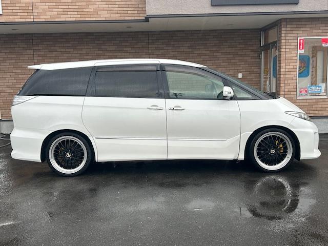 エスティマ アエラス　プレミアムエディション　保証付　禁煙車　７人乗　ローダウン　外品２０ＡＷ　モデリスタグリル　両側電動スライドドア　純正８型ナビ　フリップダウンモニター　ＴＶ　Ｂカメラ　クルコン　プッシュ＆スマートキー　ＥＴＣ（34枚目）