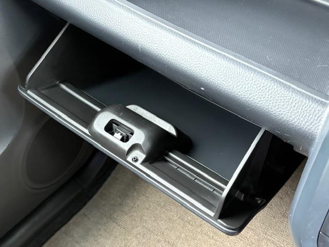 モコ Ｘ　保証付　禁煙車　外品ナビ　地デジＴＶ　プッシュスタート　スマートキー　ＥＴＣ　オートエアコン　ベンチシート　純正ホイール（33枚目）