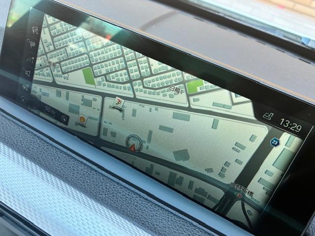 純正メーカーナビ♪その他、Ｂｌｕｅｔｏｏｔｈ等ＡＶソースも充実しております♪