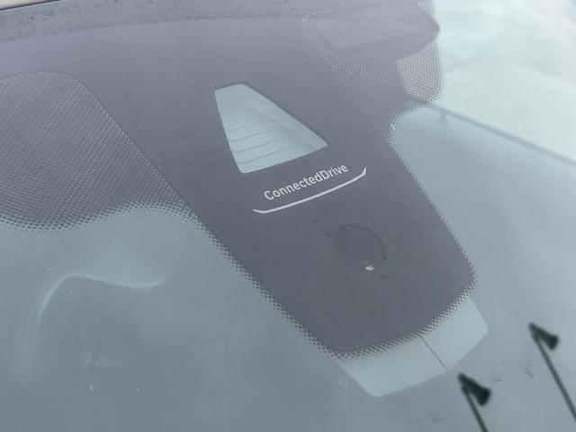 衝突軽減ブレーキや横滑り抑制装置等、安全装備も充実しておりますので、運転にも安心ですね♪