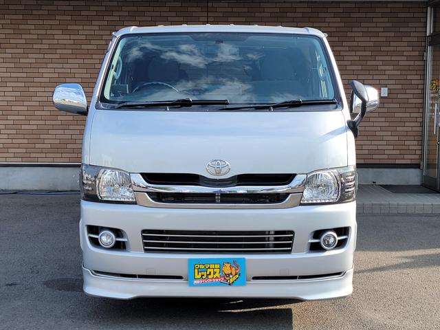 ハイエースバン ロングスーパーGL 保証付 禁煙車 ローダウン エアロ 外品17AW ホワイトレター ベッドキット LEDヘッド&フォグ アルパイン10型フローティングナビ デジタルインナーミラー ETC ガングリップ 木目調インパネ(2枚目)