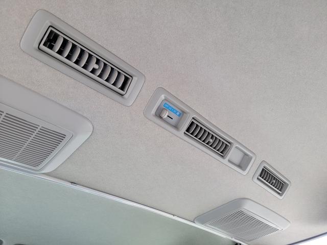 ハイエースバン ロングスーパーGL 保証付 禁煙車 ローダウン エアロ 外品17AW ホワイトレター ベッドキット LEDヘッド&フォグ アルパイン10型フローティングナビ デジタルインナーミラー ETC ガングリップ 木目調インパネ(47枚目)