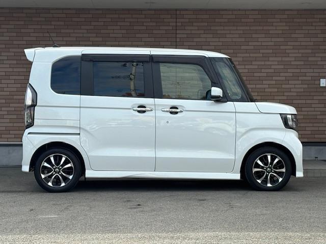 Ｎ－ＢＯＸカスタム Ｇ・Ｌホンダセンシング　保証付　禁煙車　電動スライドドア　衝突軽減ブレーキ　スマートキー　９型メーカーナビ　ＴＶ　Ｂカメラ　追従型クルコン　プッシュスタート　ＬＥＤライト　ステアリングアシスト　ＥＴＣ　純正ＡＷ（8枚目）