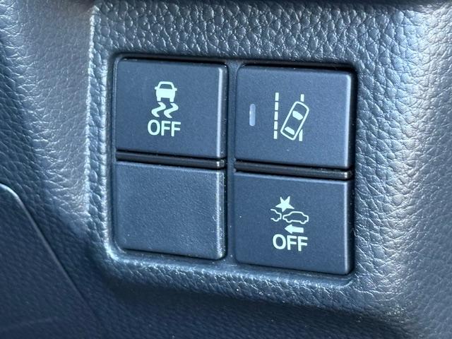 Ｎ－ＢＯＸカスタム Ｇ・Ｌホンダセンシング　保証付　禁煙車　電動スライドドア　衝突軽減ブレーキ　スマートキー　９型メーカーナビ　ＴＶ　Ｂカメラ　追従型クルコン　プッシュスタート　ＬＥＤライト　ステアリングアシスト　ＥＴＣ　純正ＡＷ（25枚目）