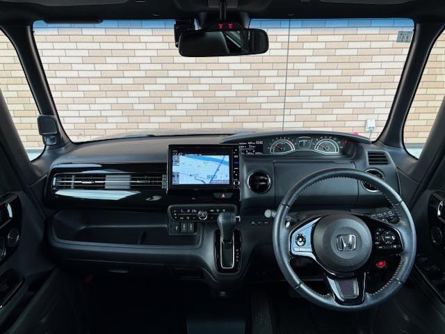Ｎ－ＢＯＸカスタム ＥＸターボ　保証付　禁煙車　ターボ車　両側電動スライドドア　衝突軽減ブレーキ　９型メーカーナビ　フルセグ　Ｂカメラ　ＬＥＤライト　追従型クルコン　ハーフレザー＆シートヒーター　純正Ｅ／Ｇスターター　純正１５ＡＷ（12枚目）