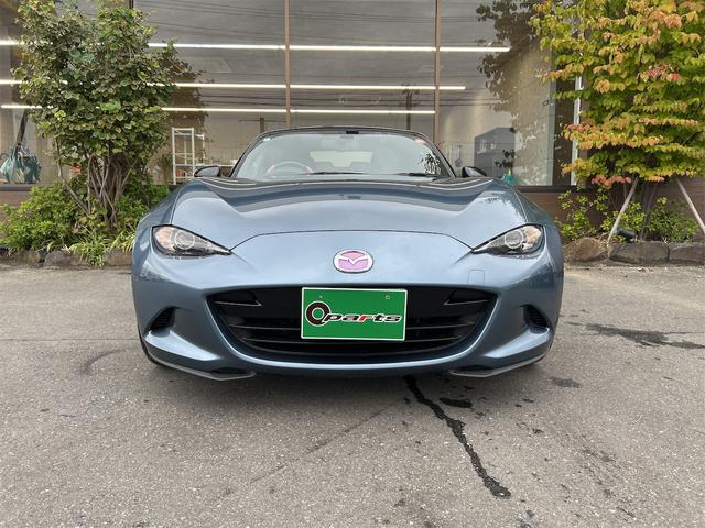 ロードスター Ｓスペシャルパッケージ　オープンカー　バックカメラ　ナビ　ＬＥＤヘッドランプ　ＡＴ　スマートキー　アイドリングストップ　アルミホイール　盗難防止システム　衝突安全ボディ　ＡＢＳ　ＥＳＣ　ＵＳＢ　ミュージックプレイヤー接続可（4枚目）