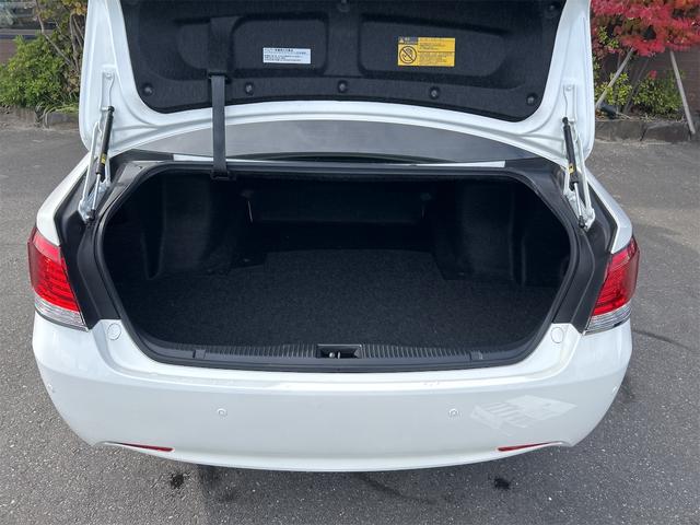 クラウン ロイヤルサルーン ETC クリアランスソナー オートクルーズコントロール バックカメラ TV アルミホイール HID AT スマートキー 電動格納ミラー 盗難防止システム 衝突安全ボディ ABS ESC エアコン(37枚目)