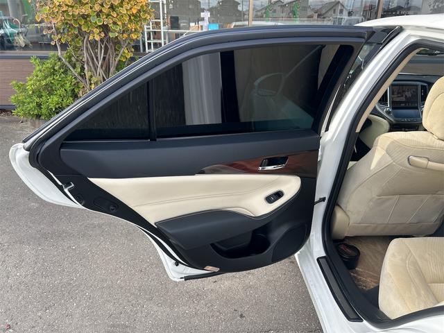 クラウン ロイヤルサルーン ETC クリアランスソナー オートクルーズコントロール バックカメラ TV アルミホイール HID AT スマートキー 電動格納ミラー 盗難防止システム 衝突安全ボディ ABS ESC エアコン(40枚目)