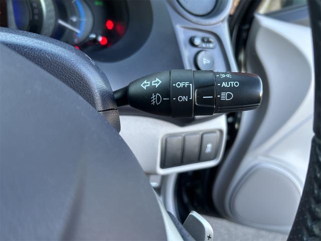 インサイト ＬＳ　アルミホイール　オートライト　ＨＩＤ　ＣＶＴ　キーレスエントリー　盗難防止システム　Ｂｌｕｅｔｏｏｔｈ　衝突安全ボディ　ＡＢＳ　ＥＳＣ　エアコン（21枚目）
