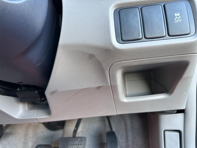 インサイト ＬＳ　アルミホイール　オートライト　ＨＩＤ　ＣＶＴ　キーレスエントリー　盗難防止システム　Ｂｌｕｅｔｏｏｔｈ　衝突安全ボディ　ＡＢＳ　ＥＳＣ　エアコン（27枚目）