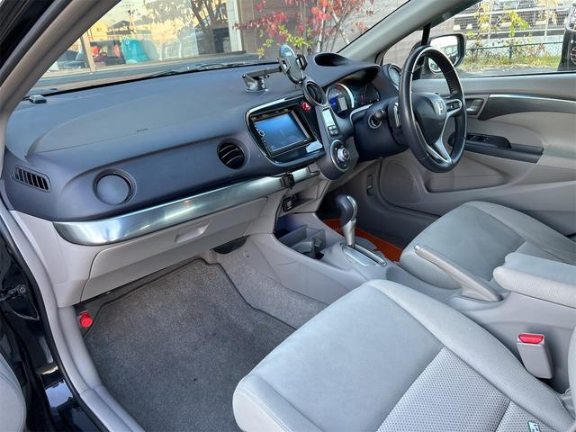 インサイト ＬＳ　アルミホイール　オートライト　ＨＩＤ　ＣＶＴ　キーレスエントリー　盗難防止システム　Ｂｌｕｅｔｏｏｔｈ　衝突安全ボディ　ＡＢＳ　ＥＳＣ　エアコン（42枚目）