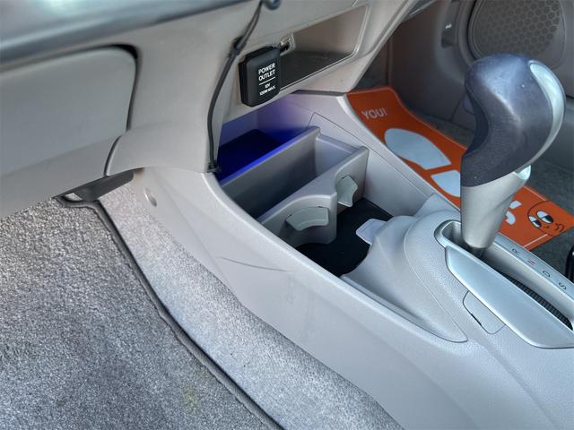 インサイト ＬＳ　アルミホイール　オートライト　ＨＩＤ　ＣＶＴ　キーレスエントリー　盗難防止システム　Ｂｌｕｅｔｏｏｔｈ　衝突安全ボディ　ＡＢＳ　ＥＳＣ　エアコン（44枚目）