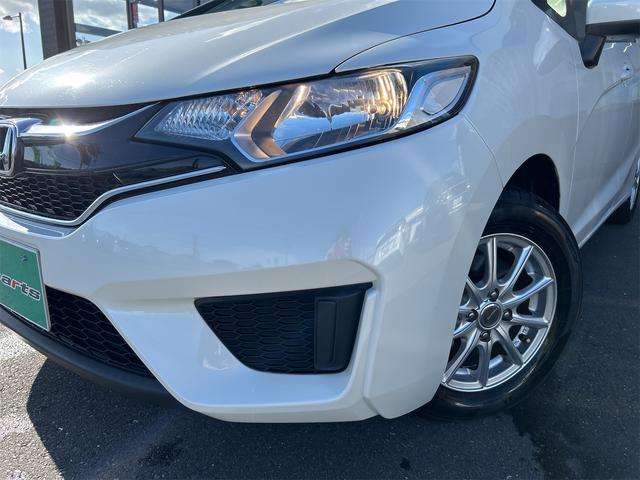 フィット １３Ｇ・Ｆパッケージ　ＥＴＣ　ナビ　衝突被害軽減システム　アルミホイール　スマートキー　アイドリングストップ　電動格納ミラー　フルフラット　ＣＶＴ　盗難防止システム　衝突安全ボディ　ＡＢＳ　ＥＳＣ　ＵＳＢ（9枚目）