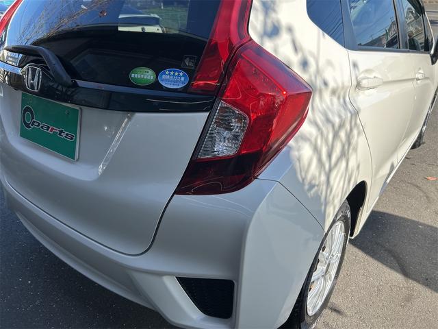 フィット １３Ｇ・Ｆパッケージ　ＥＴＣ　ナビ　衝突被害軽減システム　アルミホイール　スマートキー　アイドリングストップ　電動格納ミラー　フルフラット　ＣＶＴ　盗難防止システム　衝突安全ボディ　ＡＢＳ　ＥＳＣ　ＵＳＢ（10枚目）