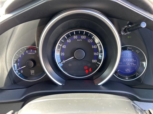 フィット １３Ｇ・Ｆパッケージ　ＥＴＣ　ナビ　衝突被害軽減システム　アルミホイール　スマートキー　アイドリングストップ　電動格納ミラー　フルフラット　ＣＶＴ　盗難防止システム　衝突安全ボディ　ＡＢＳ　ＥＳＣ　ＵＳＢ（19枚目）