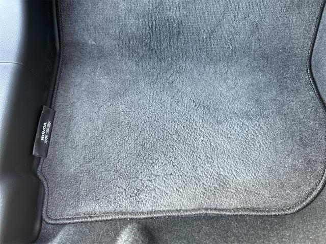 フィット １３Ｇ・Ｆパッケージ　ＥＴＣ　ナビ　衝突被害軽減システム　アルミホイール　スマートキー　アイドリングストップ　電動格納ミラー　フルフラット　ＣＶＴ　盗難防止システム　衝突安全ボディ　ＡＢＳ　ＥＳＣ　ＵＳＢ（48枚目）