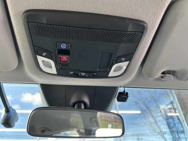 フィット ｅ：ＨＥＶベーシック　バックカメラ　ナビ　ＴＶ　クリアランスソナー　オートクルーズコントロール　衝突被害軽減システム　オートライト　ＬＥＤヘッドランプ　スマートキー　アイドリングストップ　電動格納ミラー　ＣＶＴ（31枚目）