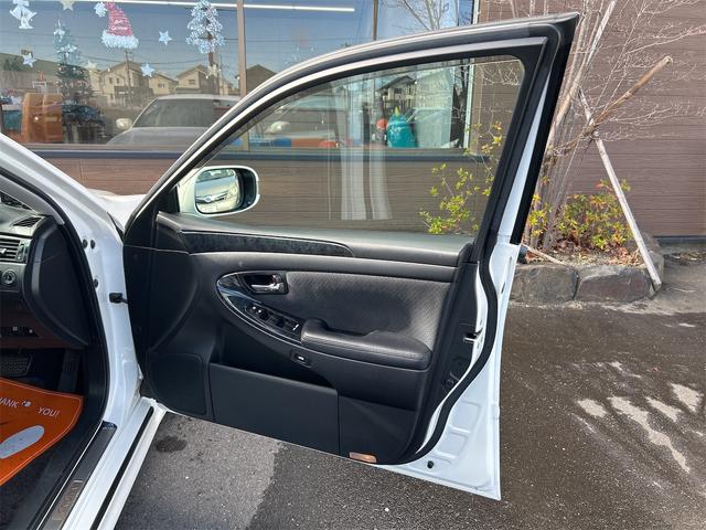 クラウン アスリート ETC オートクルーズコントロール バックカメラ ナビ TV アルミホイール HID AT スマートキー 電動格納ミラー 盗難防止システム パワーシート CD MD 衝突安全ボディ ABS ESC(33枚目)