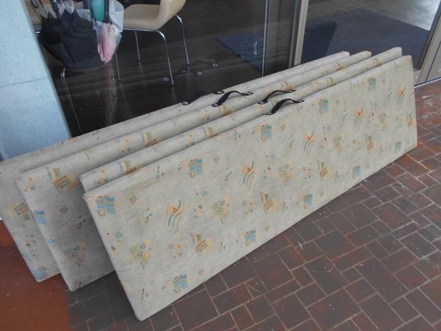 ハイエースバン SロングワイドDX GLパッケージ 4WD キャンピング ナビ バックカメラ べバストFFヒーター 外部電源入力可 AC100Vコンセント&ソケット サブバッテリー シンク 排水給水 シャワー付き テーブル&ソファー 網戸 カーテン(27枚目)