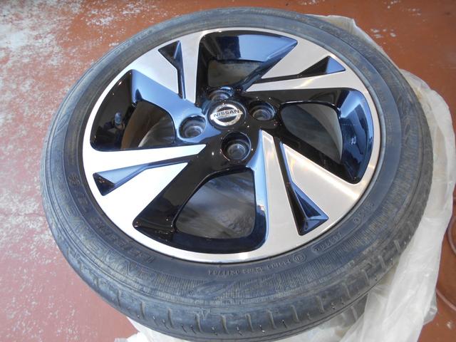 デイズ ハイウェイスター　Ｇターボ　４ＷＤ　ターボ　ナビ　バックカメラ　地デジＴＶ　ドライブレコーダー　プッシュスタート　シートヒーター　純正アルミ積込（16枚目）