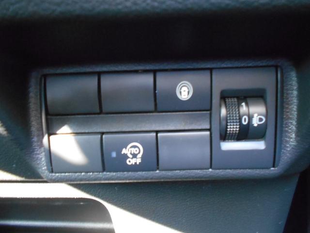 デイズ ハイウェイスター　Ｇターボ　４ＷＤ　ターボ　ナビ　バックカメラ　地デジＴＶ　ドライブレコーダー　プッシュスタート　シートヒーター　純正アルミ積込（19枚目）