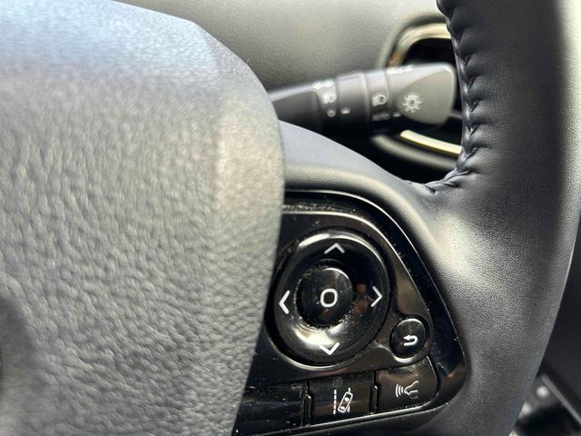 プリウス Ｓツーリングセレクション・ブラックエディション　ドライブレコーダー（前後カメラ）　クリアランスソナー　レーンアシスト　クルコン　衝突被害軽減システム　全方位カメラ　フルセグＴＶ　Ｂｌｕｅｔｏｏｔｈオーディオ　オートマチックハイビーム　ＥＴＣ２．０（4枚目）