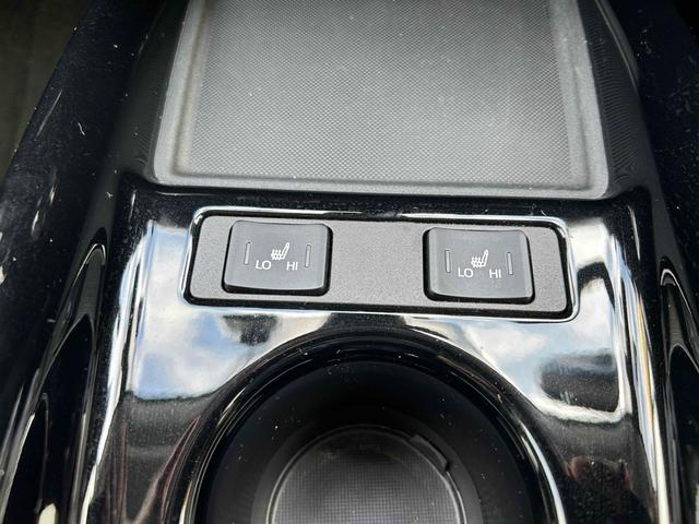 プリウス Ｓツーリングセレクション・ブラックエディション　ドライブレコーダー（前後カメラ）　クリアランスソナー　レーンアシスト　クルコン　衝突被害軽減システム　全方位カメラ　フルセグＴＶ　Ｂｌｕｅｔｏｏｔｈオーディオ　オートマチックハイビーム　ＥＴＣ２．０（11枚目）