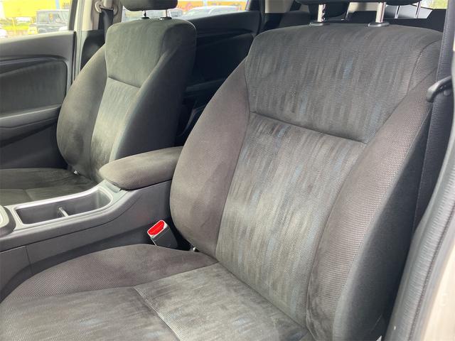 シャトル ハイブリッド　ホンダセンシング　４ＷＤ　ドライブレコーダー　バックカメラ　ナビ　オートクルーズコントロール　レーンアシスト　衝突被害軽減システム　オートライト　スマートキー　電動格納ミラー　ＡＴ　盗難防止システム　衝突安全ボディ（31枚目）