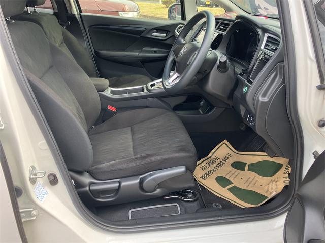 シャトル ハイブリッド　ホンダセンシング　４ＷＤ　ドライブレコーダー　バックカメラ　ナビ　オートクルーズコントロール　レーンアシスト　衝突被害軽減システム　オートライト　スマートキー　電動格納ミラー　ＡＴ　盗難防止システム　衝突安全ボディ（36枚目）