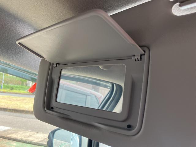 シャトル ハイブリッド　ホンダセンシング　４ＷＤ　ドライブレコーダー　バックカメラ　ナビ　オートクルーズコントロール　レーンアシスト　衝突被害軽減システム　オートライト　スマートキー　電動格納ミラー　ＡＴ　盗難防止システム　衝突安全ボディ（47枚目）