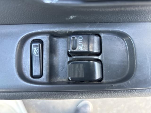 ハイゼットカーゴ ＤＸ　４ＷＤ　ＡＴ　ＥＴＣ　両側スライドドア　エアコン　パワーウィンドウ　運転席エアバッグ　助手席エアバッグ（18枚目）