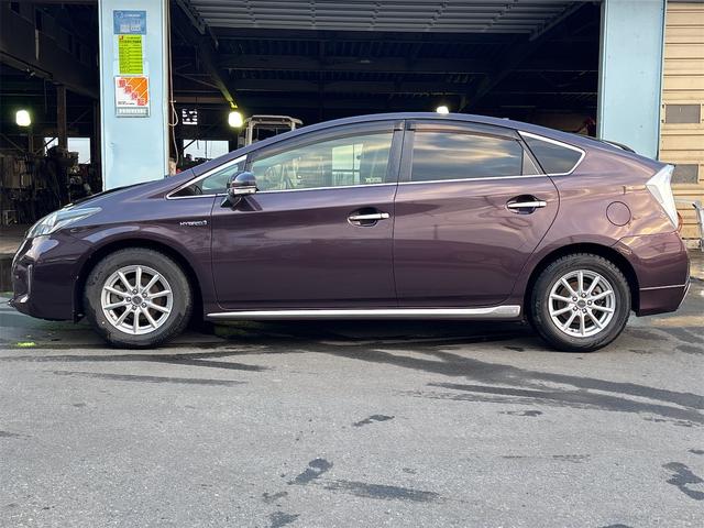 プリウス Sマイコーデ ETC ナビ TV アルミホイール オートライト HID CVT スマートキー 電動格納ミラー 100V電源 盗難防止システム Bluetooth 衝突安全ボディ ABS ESC エアコン(14枚目)