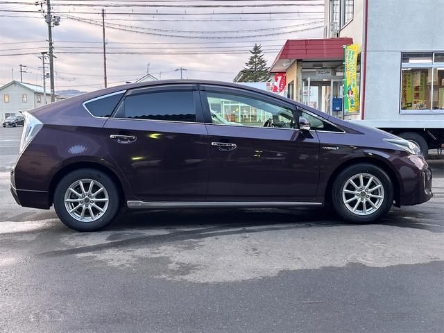 プリウス Sマイコーデ ETC ナビ TV アルミホイール オートライト HID CVT スマートキー 電動格納ミラー 100V電源 盗難防止システム Bluetooth 衝突安全ボディ ABS ESC エアコン(18枚目)