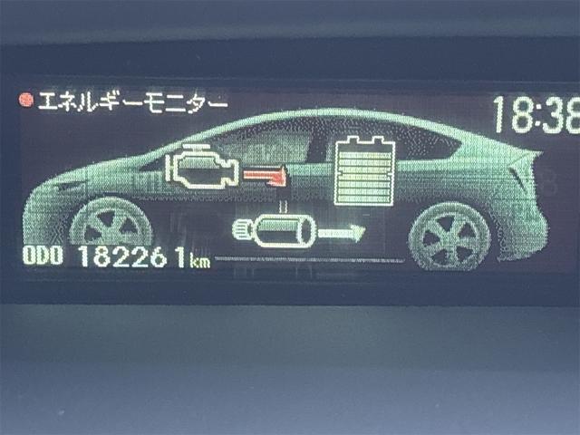 プリウス Sマイコーデ ETC ナビ TV アルミホイール オートライト HID CVT スマートキー 電動格納ミラー 100V電源 盗難防止システム Bluetooth 衝突安全ボディ ABS ESC エアコン(26枚目)
